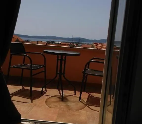 Marinka דירה זאדאר