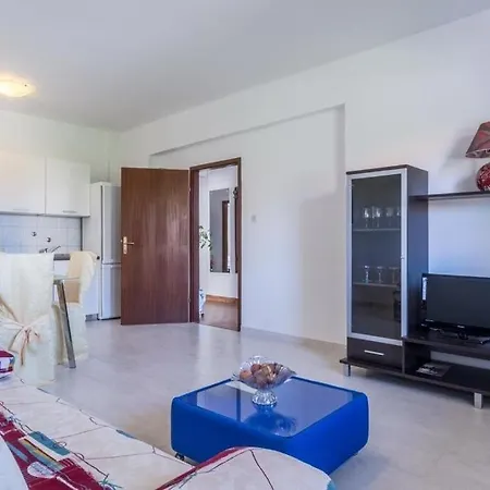 Marinka Apartment